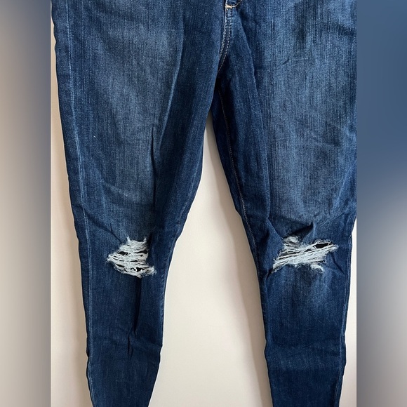 Joe’s Jeans High Rise Skinny Ankle Distressed Jeans Size 32 - Picture 5 of 7